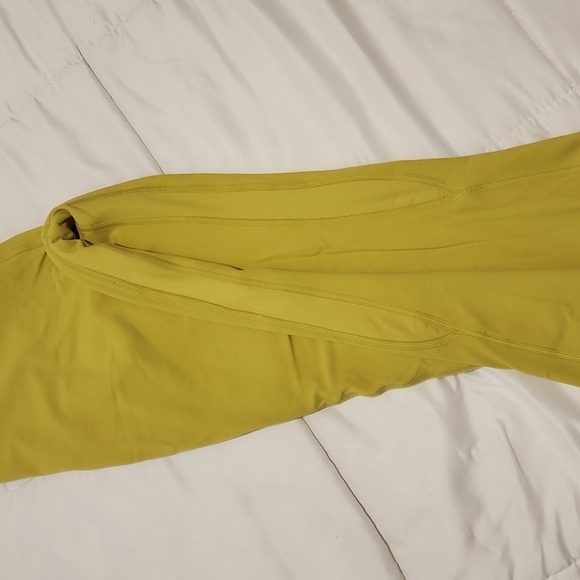 Lululemon Align HR - Picture 3 of 5